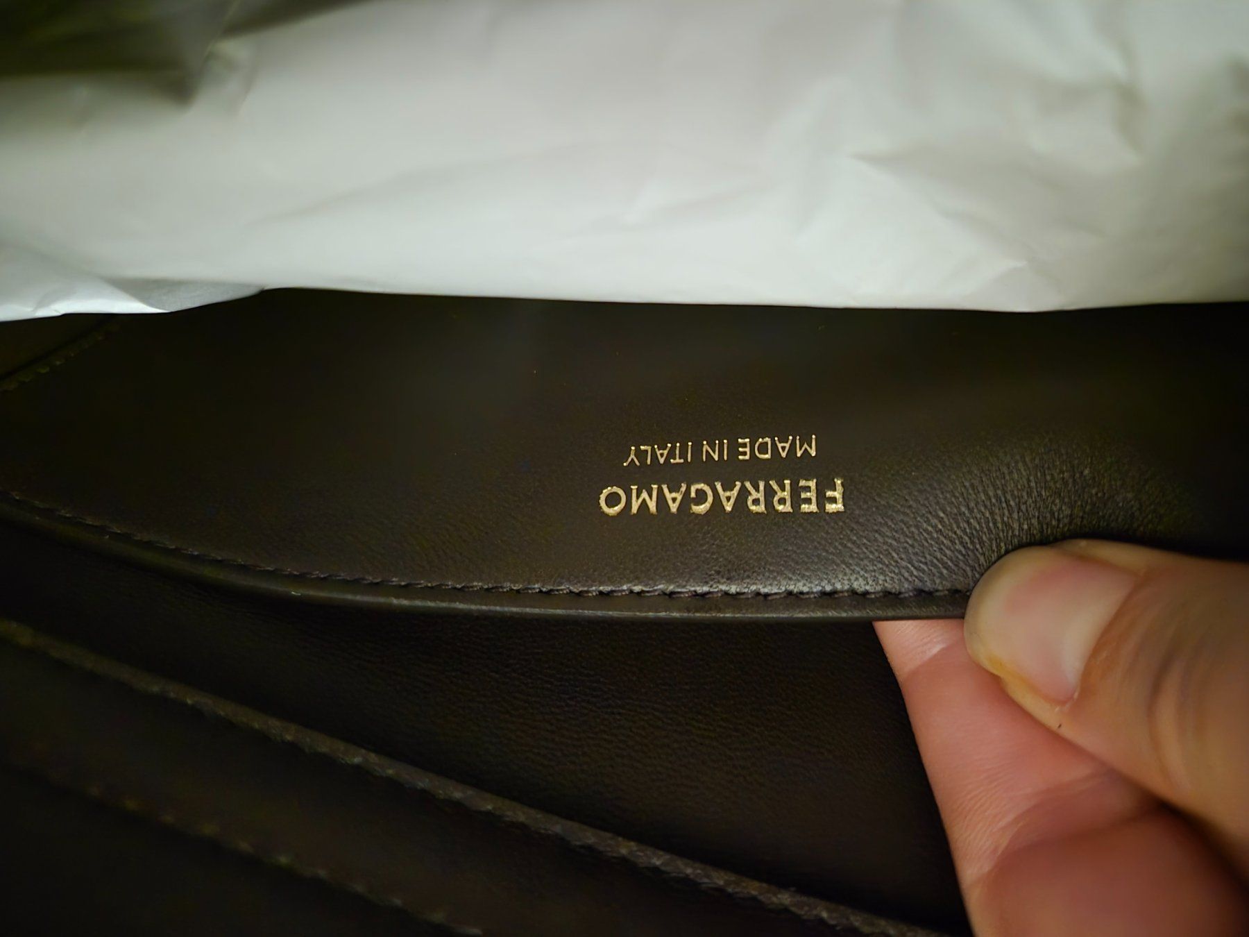 Salvatore Ferragamo Taschen für Damen: Ferragamo Hug bag – Gebraucht aus Glattpark(Opfikon) von gog_ynp9 5