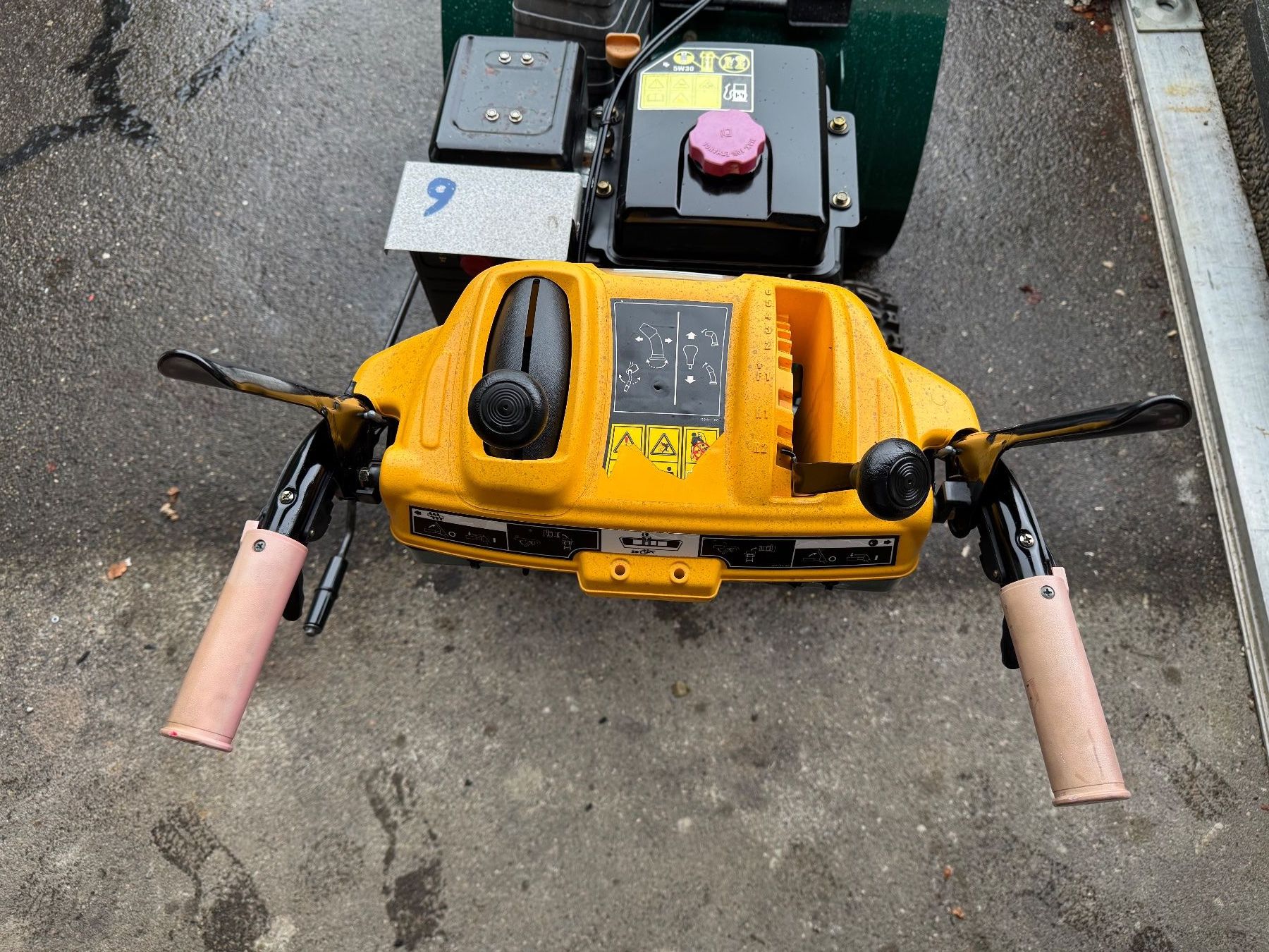 Tutte le macchine: Schneefräse Yard-Man YM 84 MW – Usato da Uetliburg SG venduto da Costaa 5