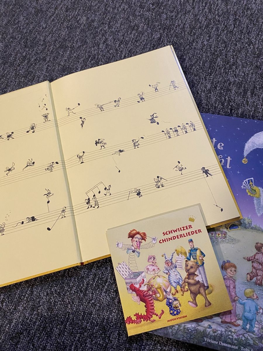 Libri: Kinderlieder und Gute Nachtlieder – Nuovo (secondo la descrizione) da Rebstein venduto da M.el 4