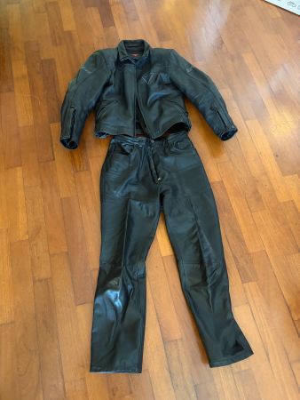 Dainese Leather Suit + protectors - Jacket + Pants