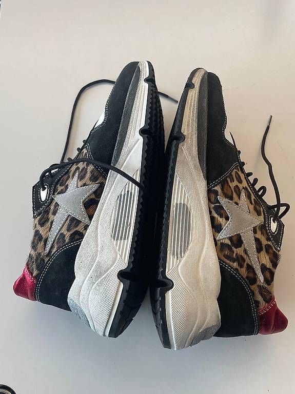 Scarpe da donna: Turnschuh Damen – Usato da Oberrieden venduto da Moraira14 1