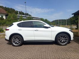Alfa Romeo Stelvio Veloce, weiss guter Zustand