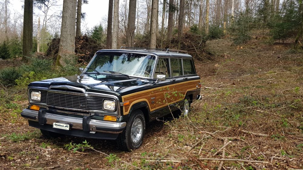AMC Jeep Wagoneer