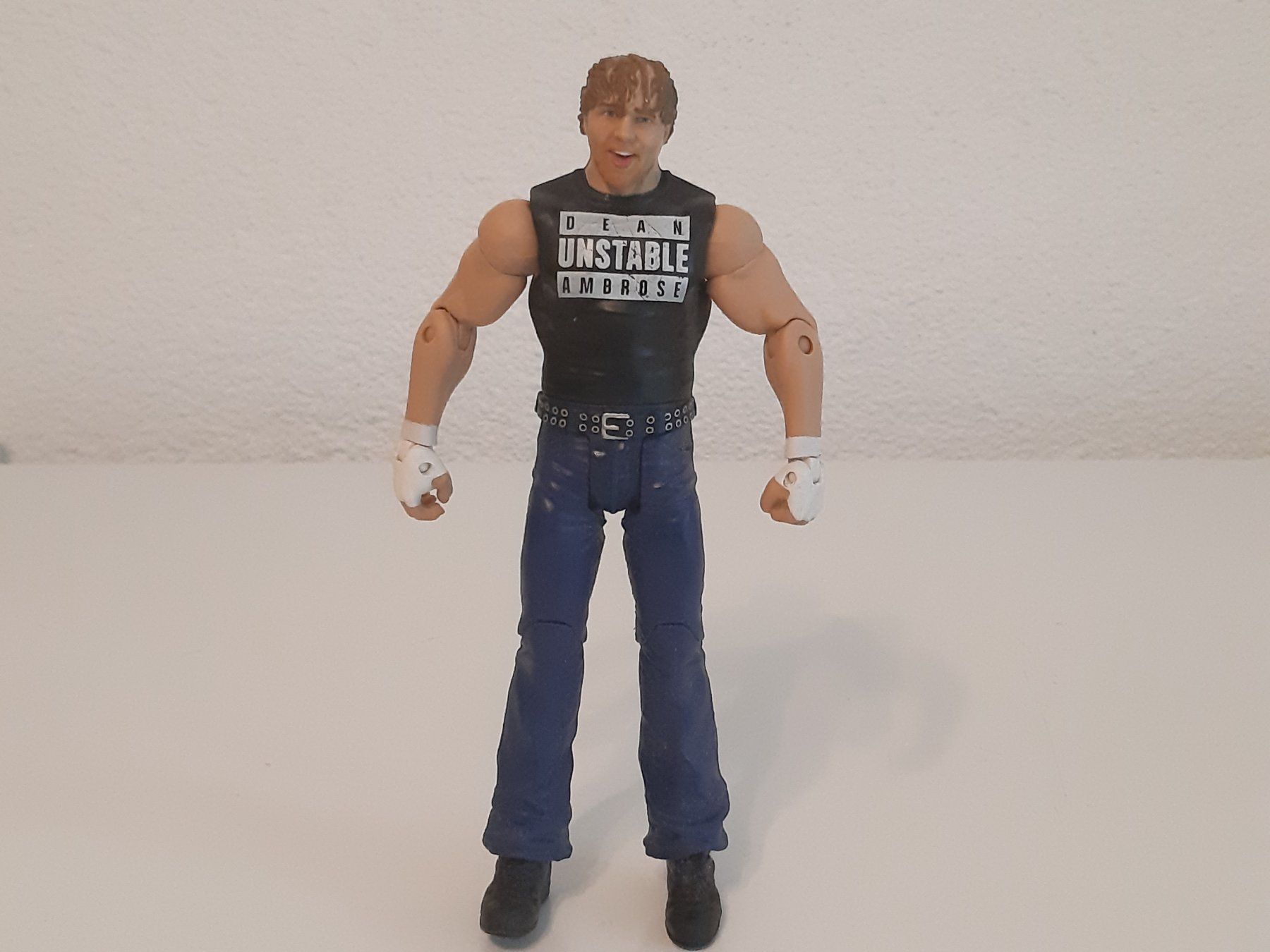 WWE Figuren: WWE Basic Action Figure - Dean Ambrose 2014 – Gebraucht aus Buchs SG von Bray_Law
