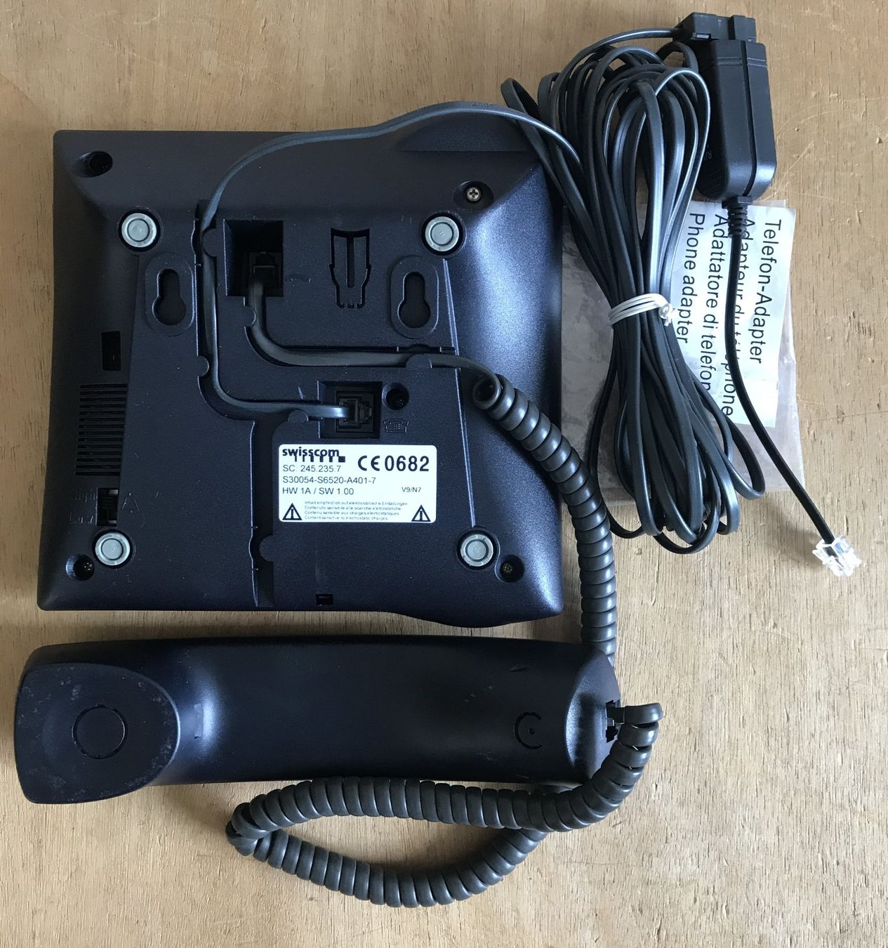 Swisscom Telefoni: Telefonapparat Classic B22 analog anthrazit – Usato da Hergiswil NW venduto da hpb_9bvx 1
