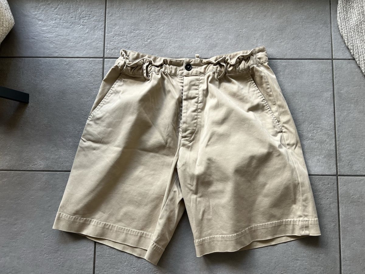 Dsquared2 Hosen: Dsquared2 bermuda uomo  – Gebraucht aus Mendrisio von fly_9wzx 7