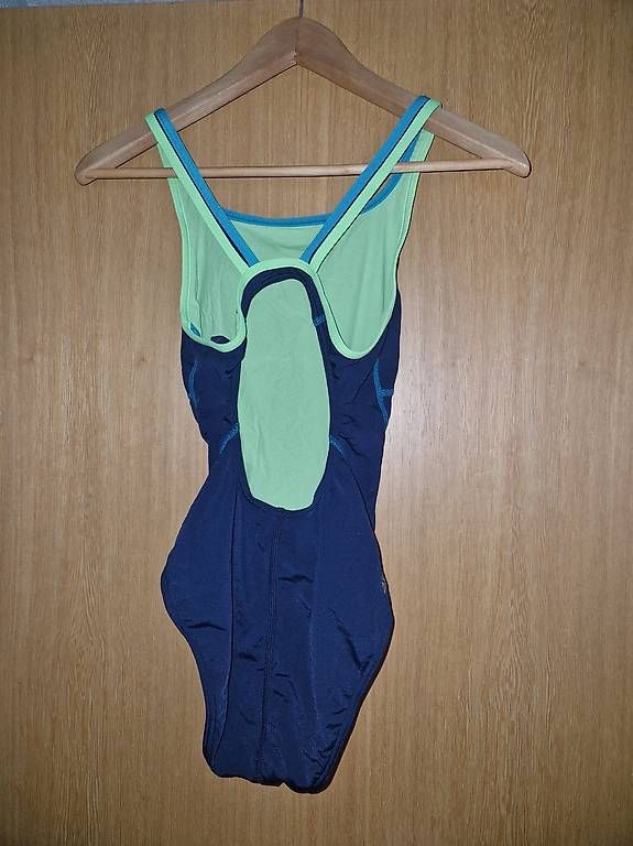 Costumi da bagno & Bikini: Sportlicher Badeanzug S – Usato da Spiez venduto da sundras 1