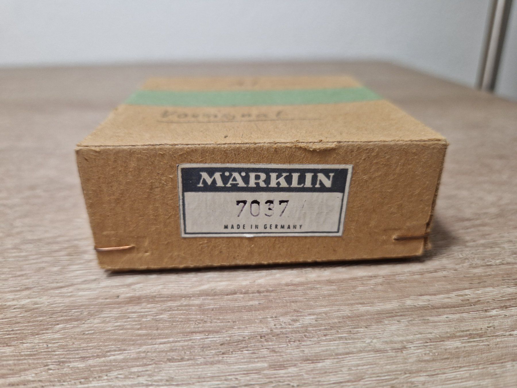 Märklin Modellini di ferrovie: Märklin 7037 Signal H0 – Usato da St-Aubin-Sauges venduto da tantome 1