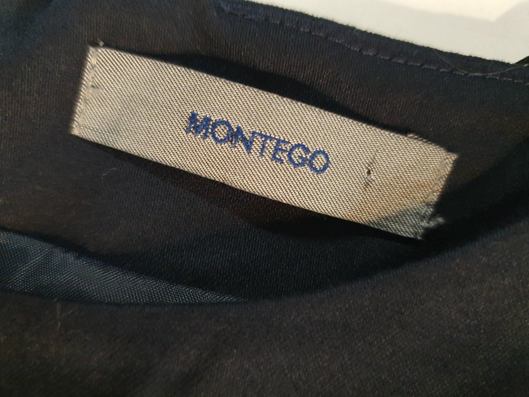 Kleider: Montego Damenkleid dunkeblua grösse L – Gebraucht aus Zürich von loosebone 1