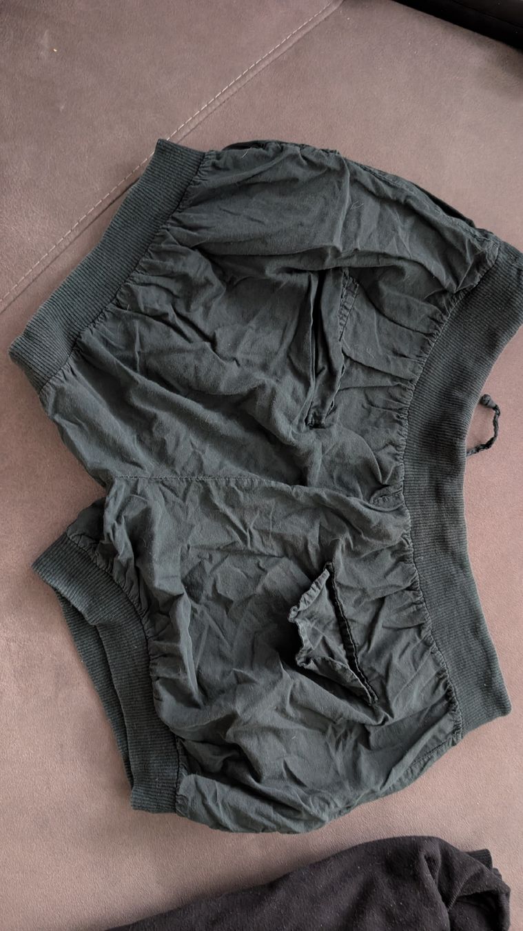 Pantalons: Kurze Shorts – D'occasion à Landquart par raa_g5ms 1