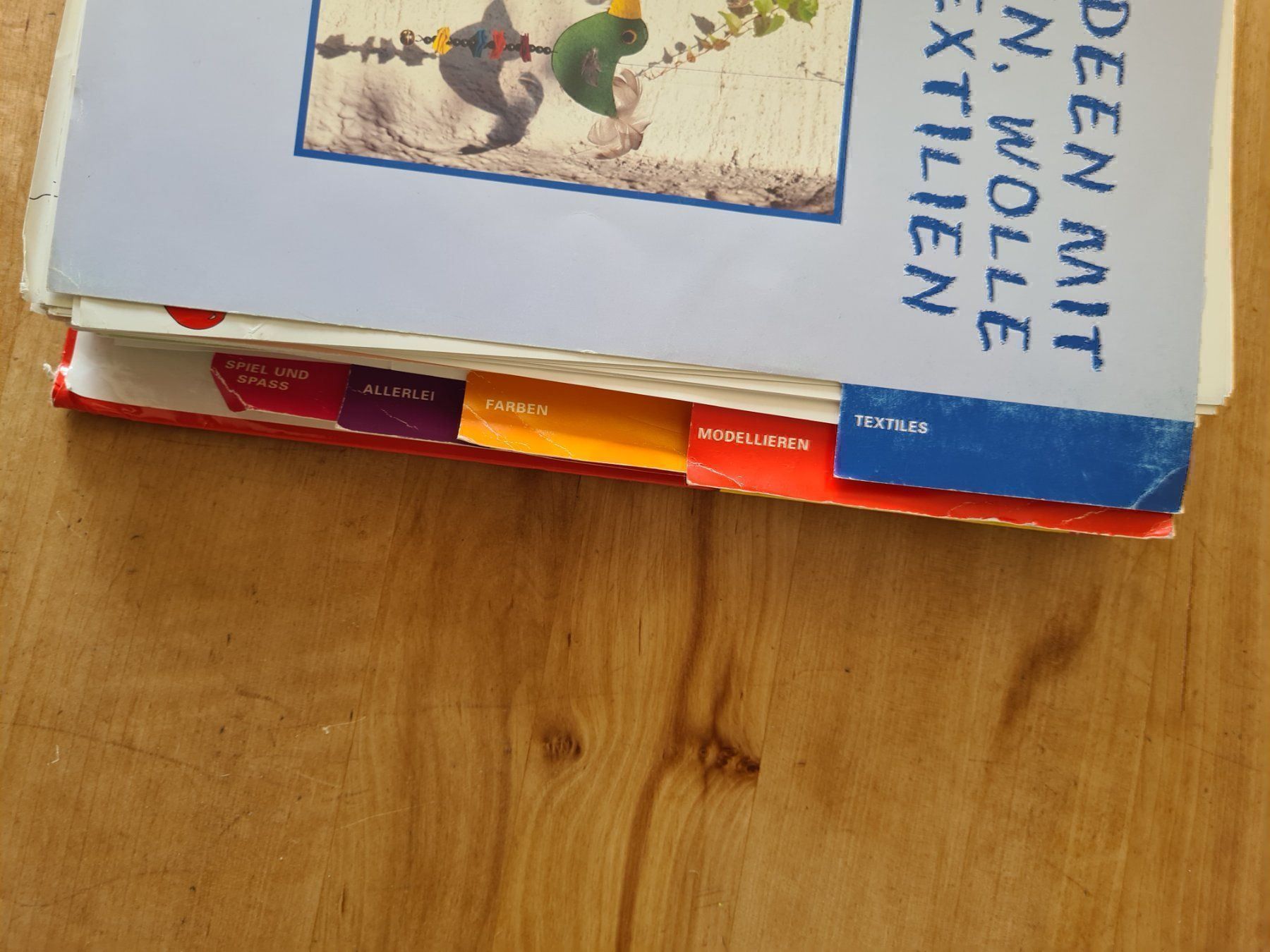 Spiele: Kinder bunte Bastelrunde – Gebraucht aus Ruswil von M71 1