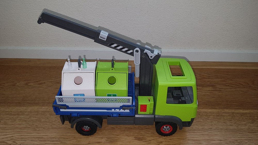 Playmobil® City Action71431 -  Altglas-LKW mit Container main image 0