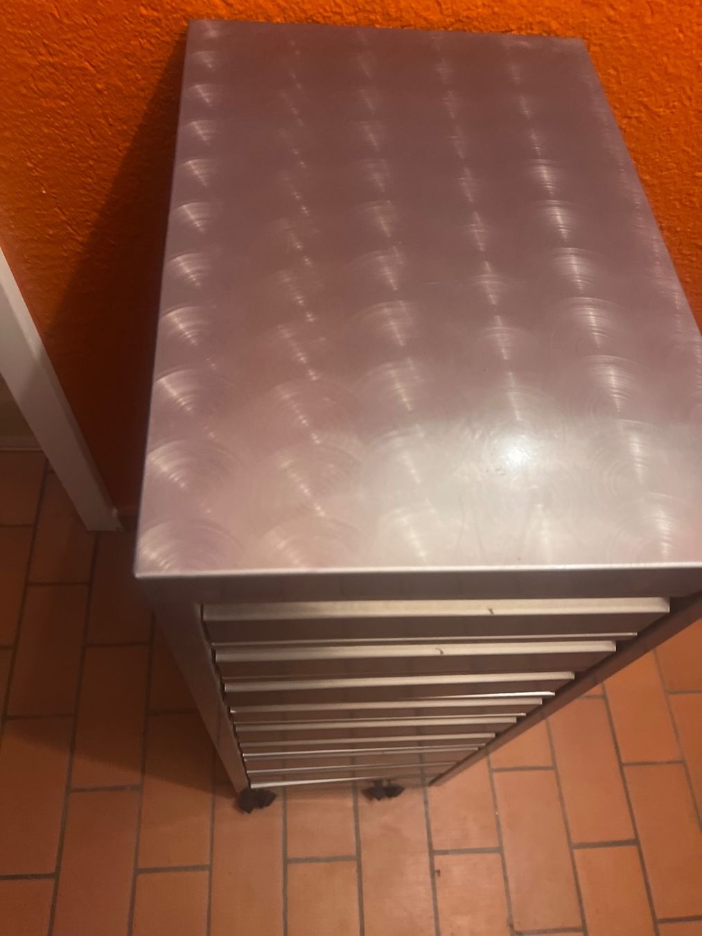 Korpus: Metall Schubladenschrank Rollcontainer 9 Schubladen – Gebraucht aus Oberengstringen von Cici7 4