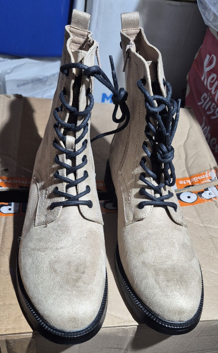 Chaussures femmes: Stiefel – Neuf (Voir description) à Wislikofen par ana_j6bc 3