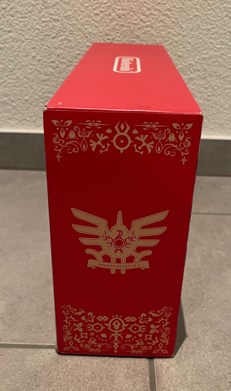 Nintendo Konsolen: Nintendo Switch - Dragon Quest XI Konsole - SELTEN – Gebraucht aus Hinwil von weu_yll6 2