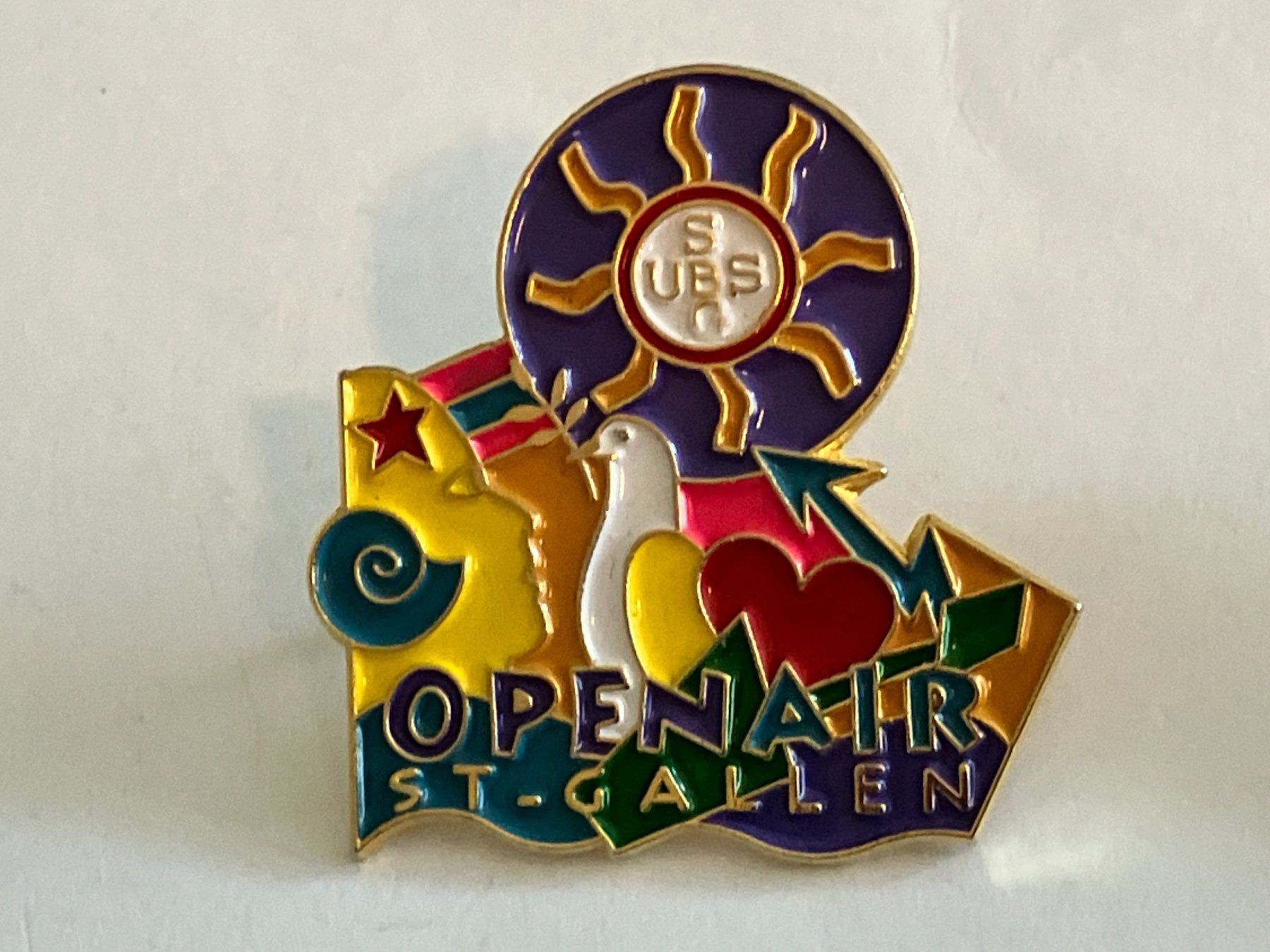 Placchette & Badge: 1 Pin Open Air St. Gallen – Usato da Basel venduto da djwwpp