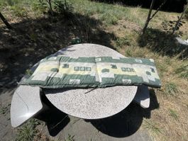 Gartenpolster mit Blätterdruck 150cm guter Zustand