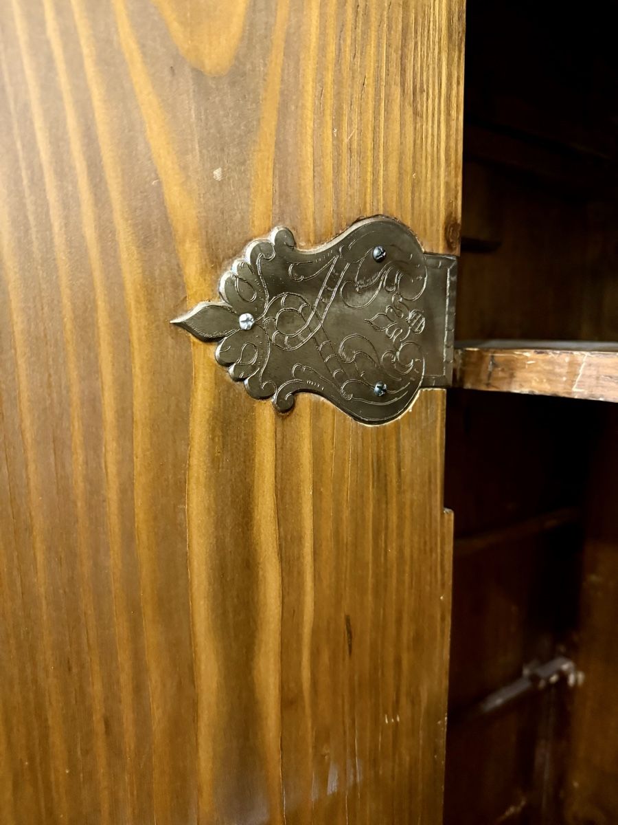 Armadi: Barock-Nussbaum Schrank- Top! – Usato da Berlingen venduto da Bodensee125 4