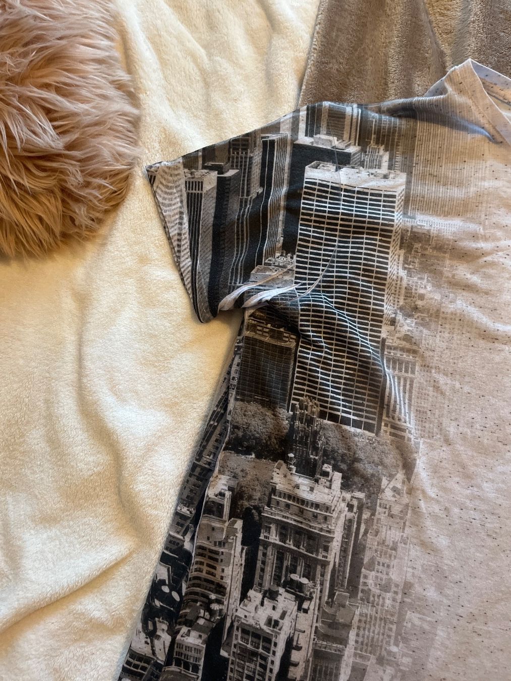 T-shirt: T-Shirt gris – Usato da Le Locle venduto da Mayd_h 4