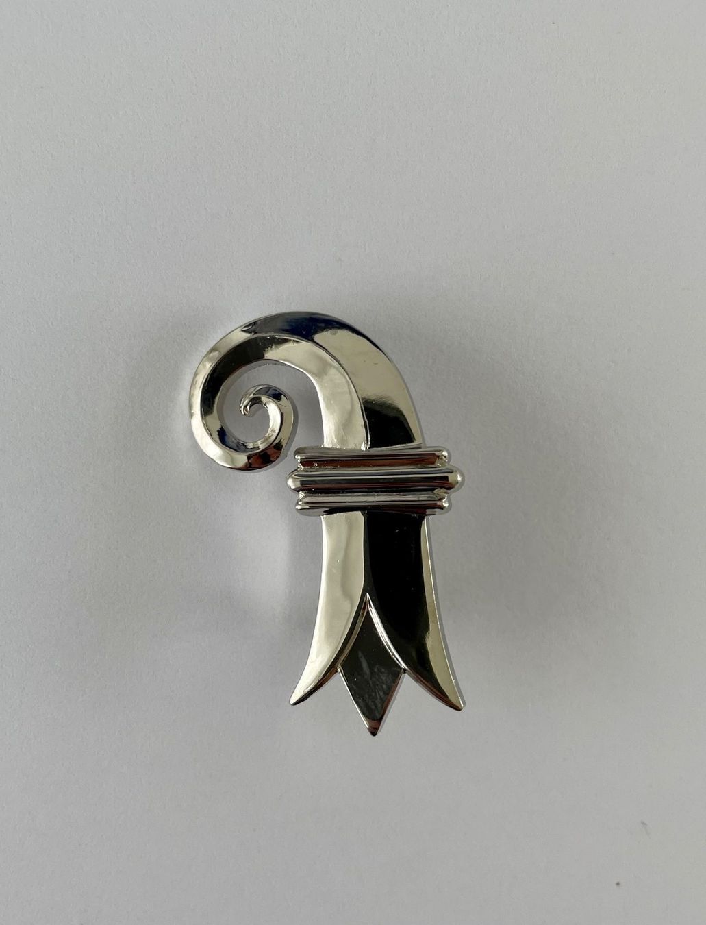 Broches & Aiguilles: Brosche Baslerstab versilbert - Basel – Neuf avec emballage d'origine à Witterswil par Flying84