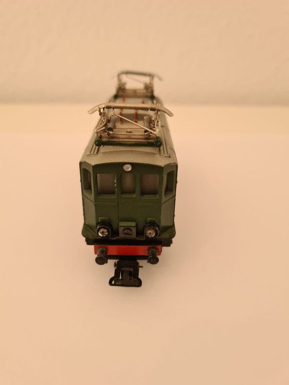 MARKLIN Double locomotive électrique DL 800 HO, laquée vert - Lot