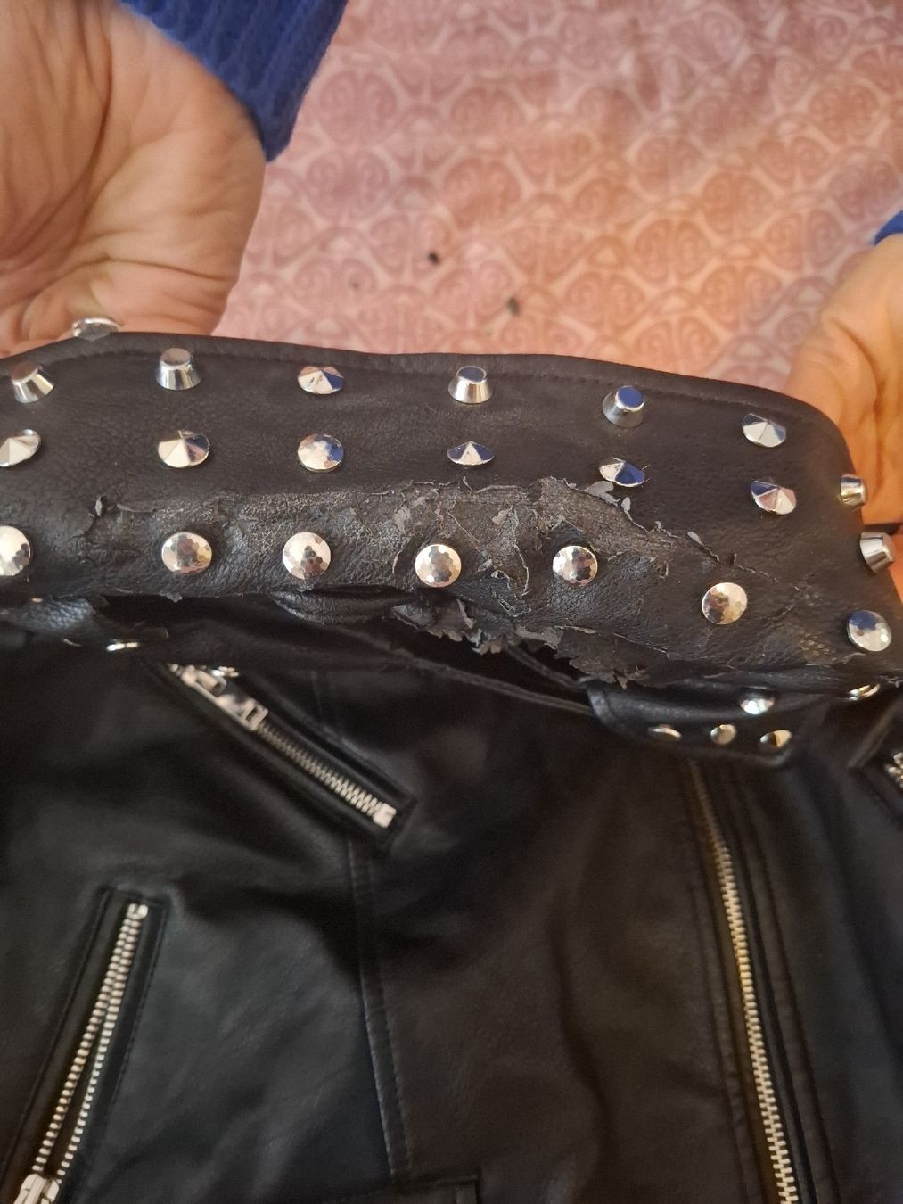 Zara Giacche: Giacca in pelle Zara Basic con borchie e teschio 💀 – Difettoso da Monte Carasso venduto da Buttefly 2