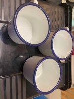 3 Emaille-Tassen weiss mit blauem Rand – Set