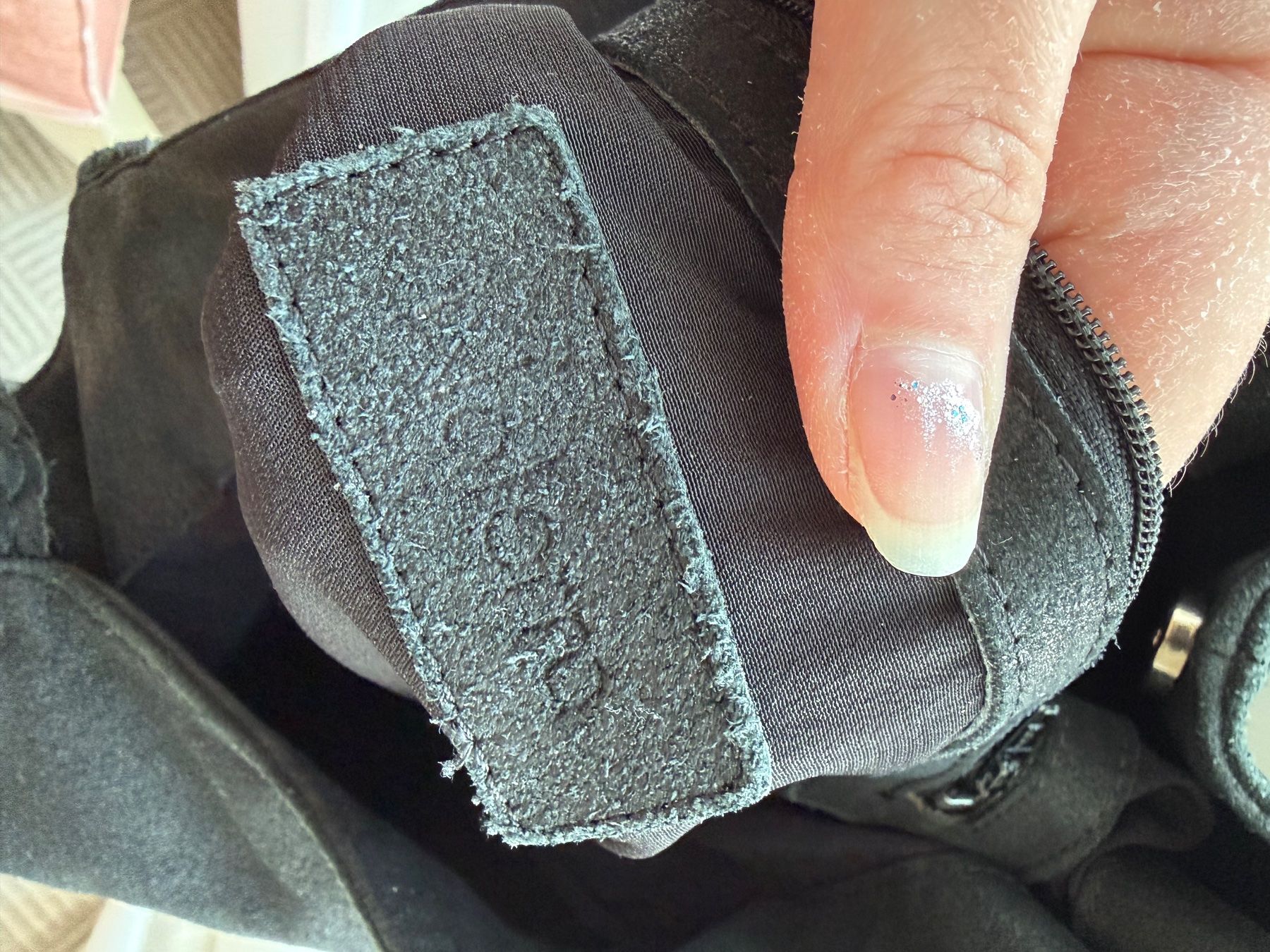 Taschen: Tasche Wildleder – Gebraucht aus Zürich von fab_lhd9 3