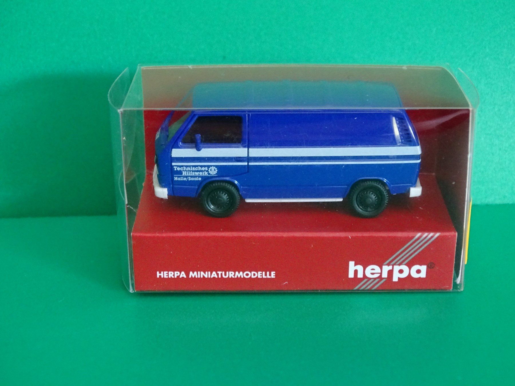 Herpa Modellautos: VW T3 "THW" von Herpa 1/87 – Neu (gemäss Beschreibung) aus Bretzwil von Meex 3