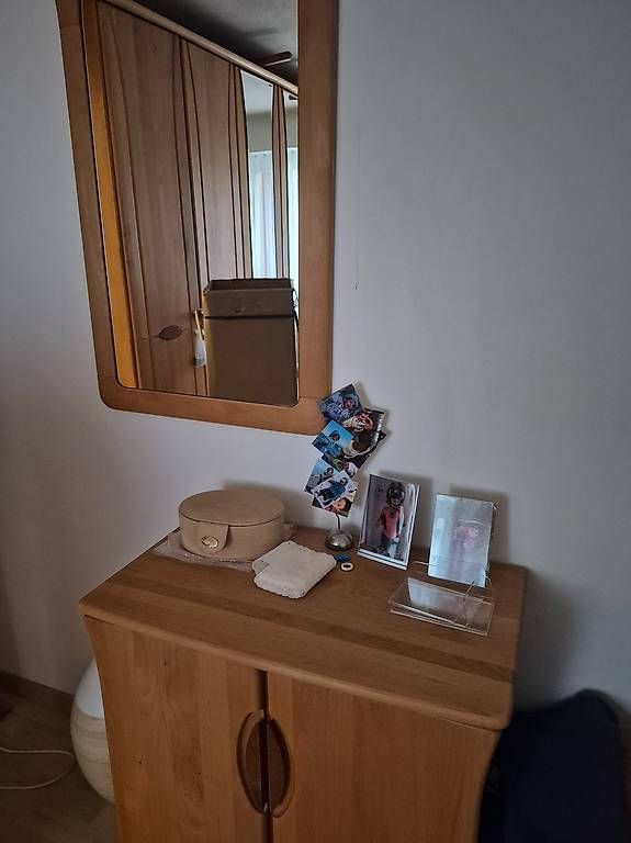 Articoli in legno: ganzes Schlafzimmer fast neu – Usato da ST. GALLEN venduto da beafecker.63 3
