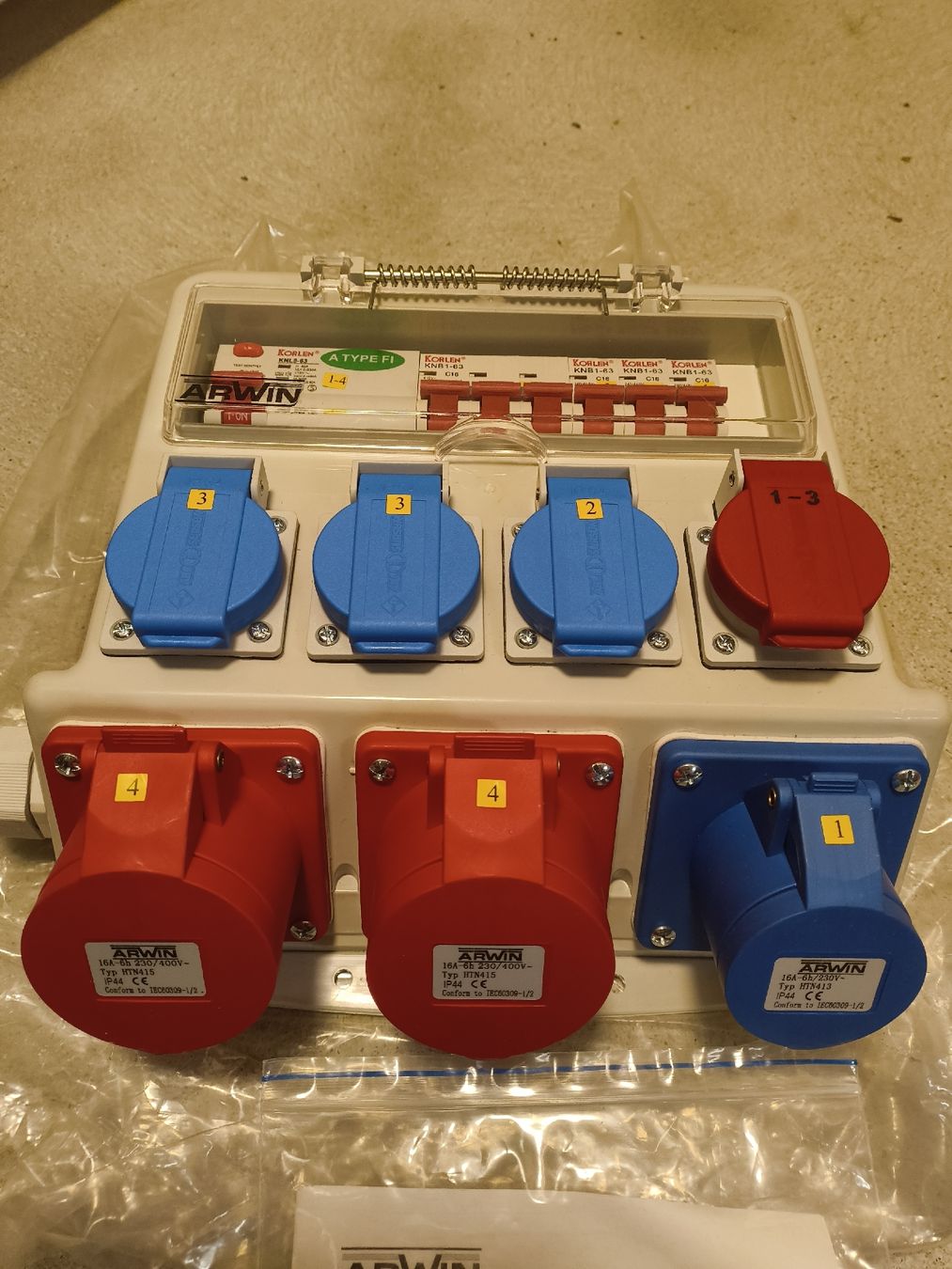 Electrotechnique: Baustromverteiler Arwin wie NEU! – Neuf (Voir description) à Sattel par Orso33 1