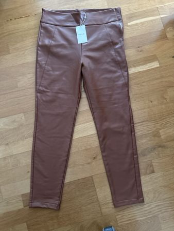 VILA Kunstlederhose, Cognac, Grösse 44, Neu mit Etikett