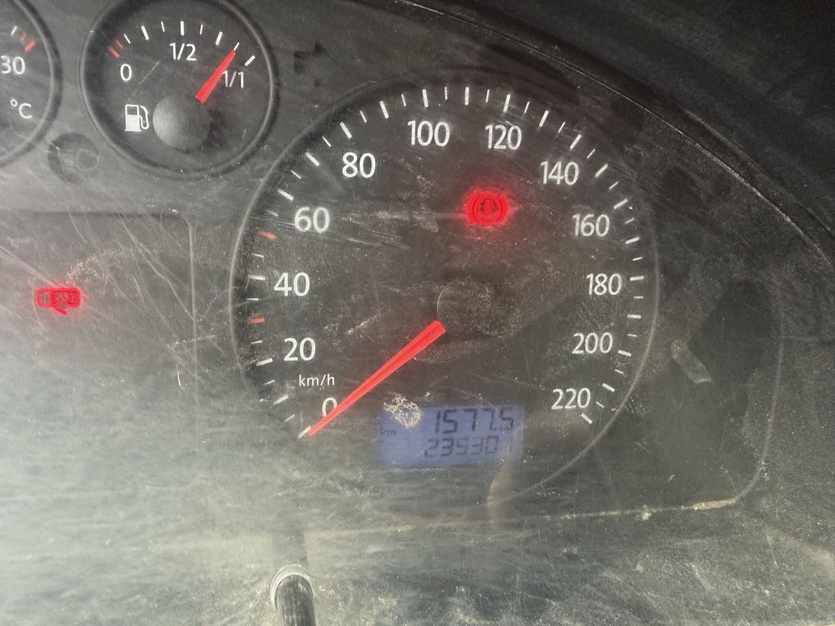 VW Nutzfahrzeuge: VW T5 TDI 4motion – Gebraucht aus Frauenfeld von gil_9tgc 9