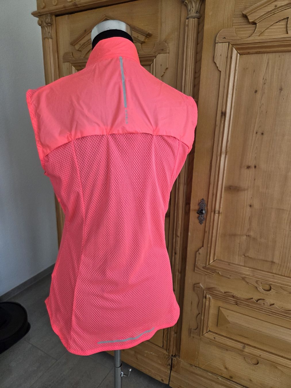 Gilet & Giacche senza maniche: Weste, Gilet ultralight, Decathlon – Nuovo (secondo la descrizione) da Wiesendangen venduto da Sinhuk 2