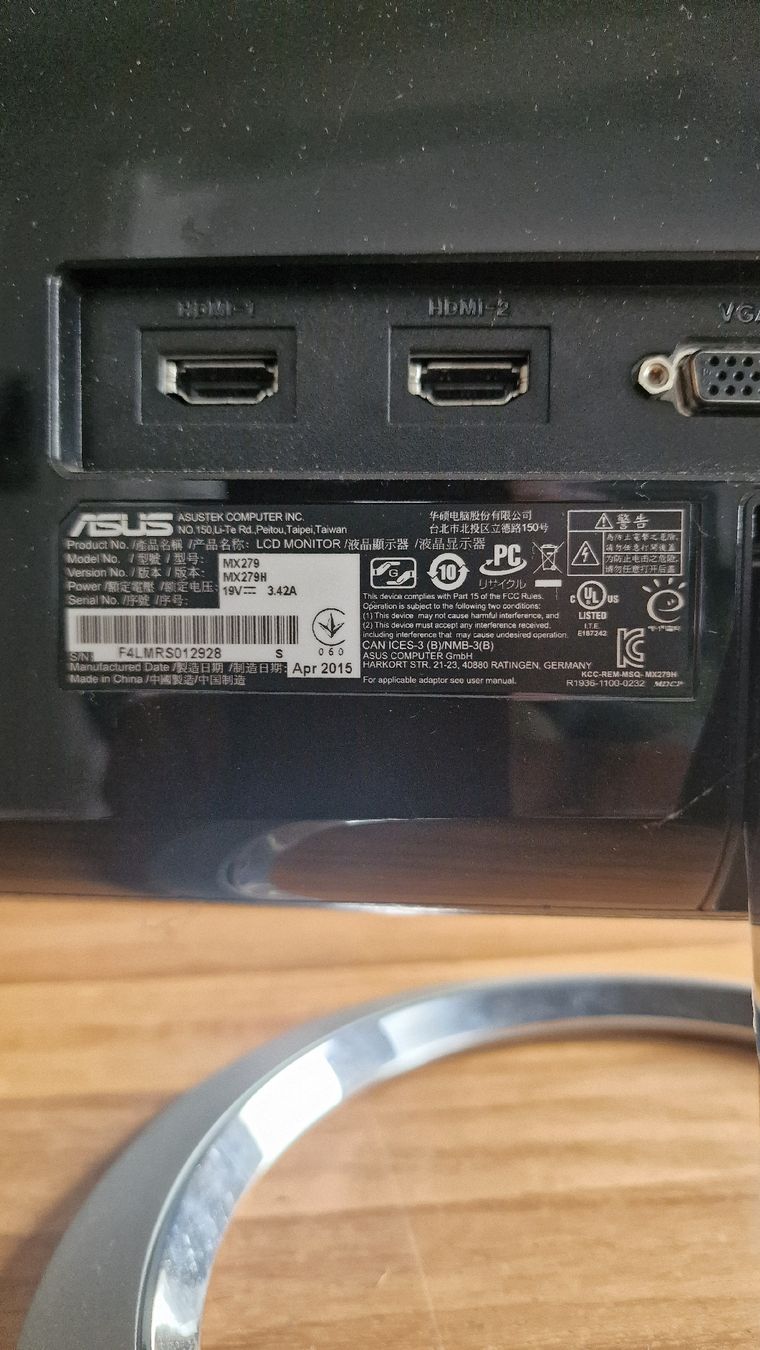 Asus Monitor: Bildschirm ASUS 70cm Diagonale – Usato da goldach venduto da seegoldi13 2