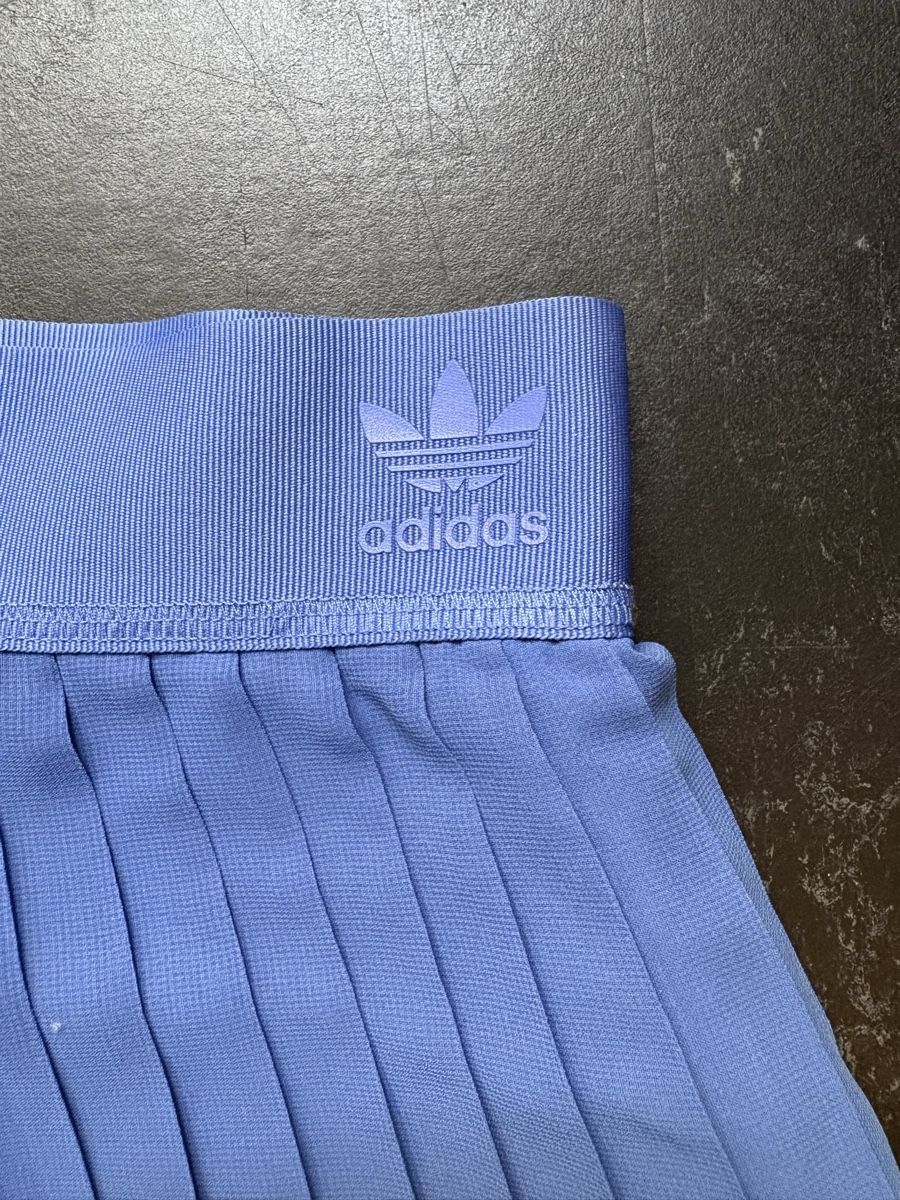 Adidas Gonne: Jupe Adidas – Nuovo e nell'imballaggio originale da Zürich venduto da dan_k8rt 2