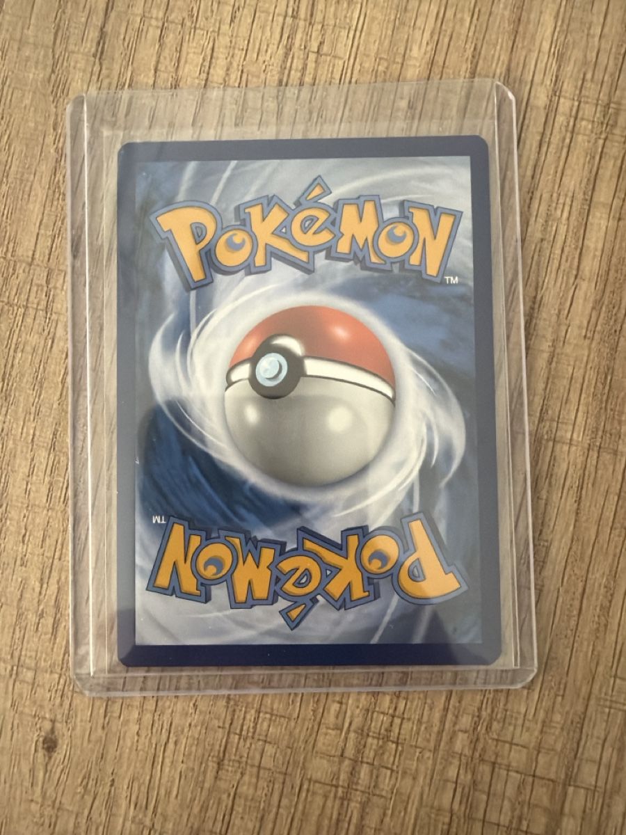 Pokémon Carte collezionabili: Traunfugil 233/217 – Usato da Hagendorn venduto da masterchieff 1