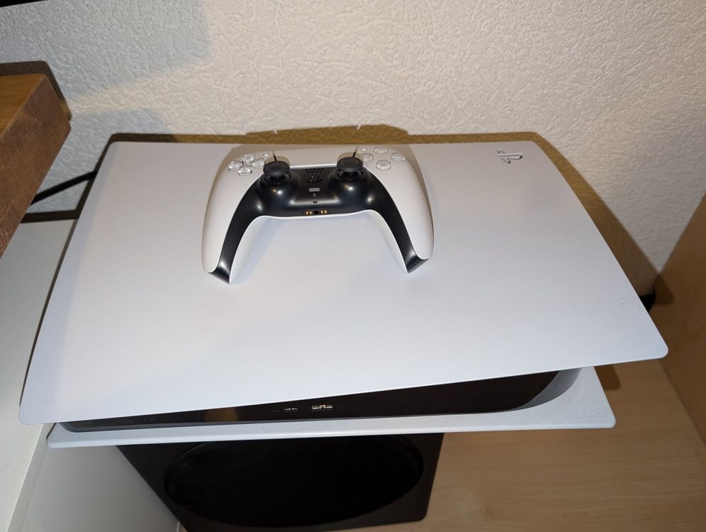 PS5 erste Generation mit Disc-Laufwerk (Gebraucht) in Brittnau für CHF ...