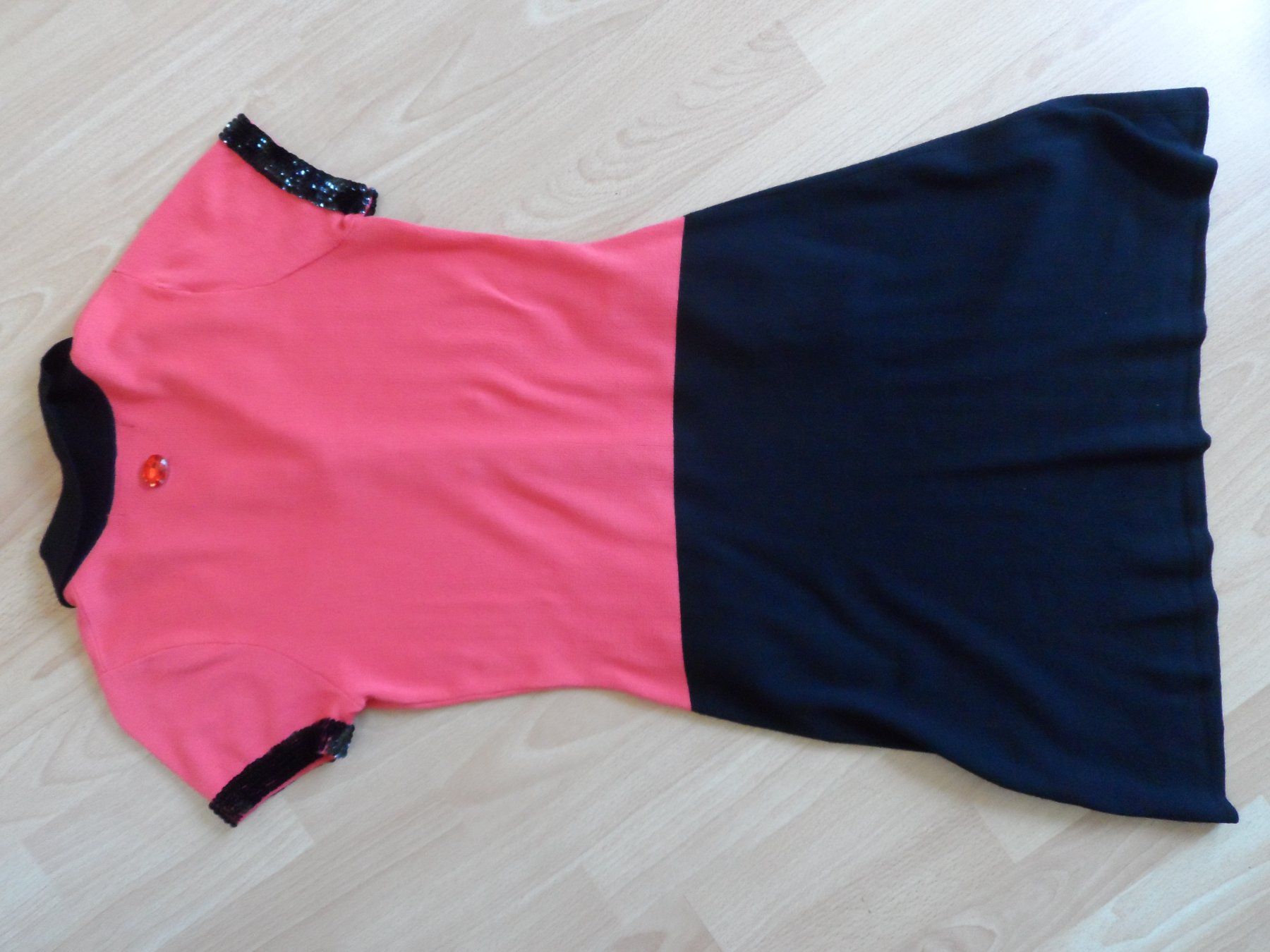Twinset Vestiti: ****** Abendkleid TWIN-SET Gr S ****** – Usato da Therwil venduto da Hcd1919 1