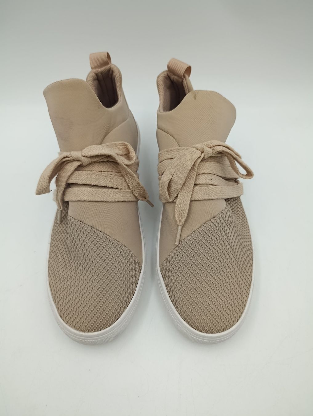 Steve Madden Scarpe da donna: Steve Madden Sneaker Lancer 9, Beige Gr. 39/40  – Usato da Wil SG venduto da Donaldus 2