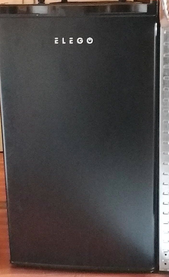 Frigoriferi: Kühlschrank 90L – Usato da Weggis venduto da koh_l9hy 3