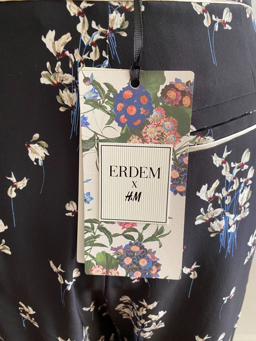 Pantalons: Erdem Hose aus Seide neu – Neuf avec emballage d'origine à Bern par schnupka 4