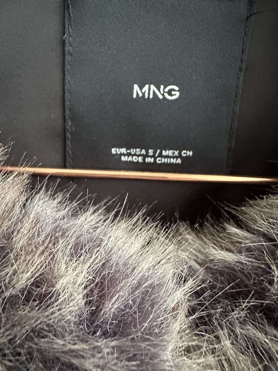 Mango Giacche: Mango Kunstpelz Jacke, Gr. S – Nuovo (secondo la descrizione) da Perlen venduto da b.b10 1