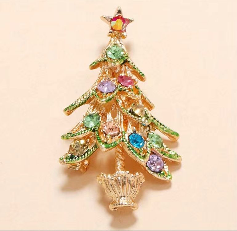 Weihnachtsbrosche Tannenbaum bunt / goldfarben