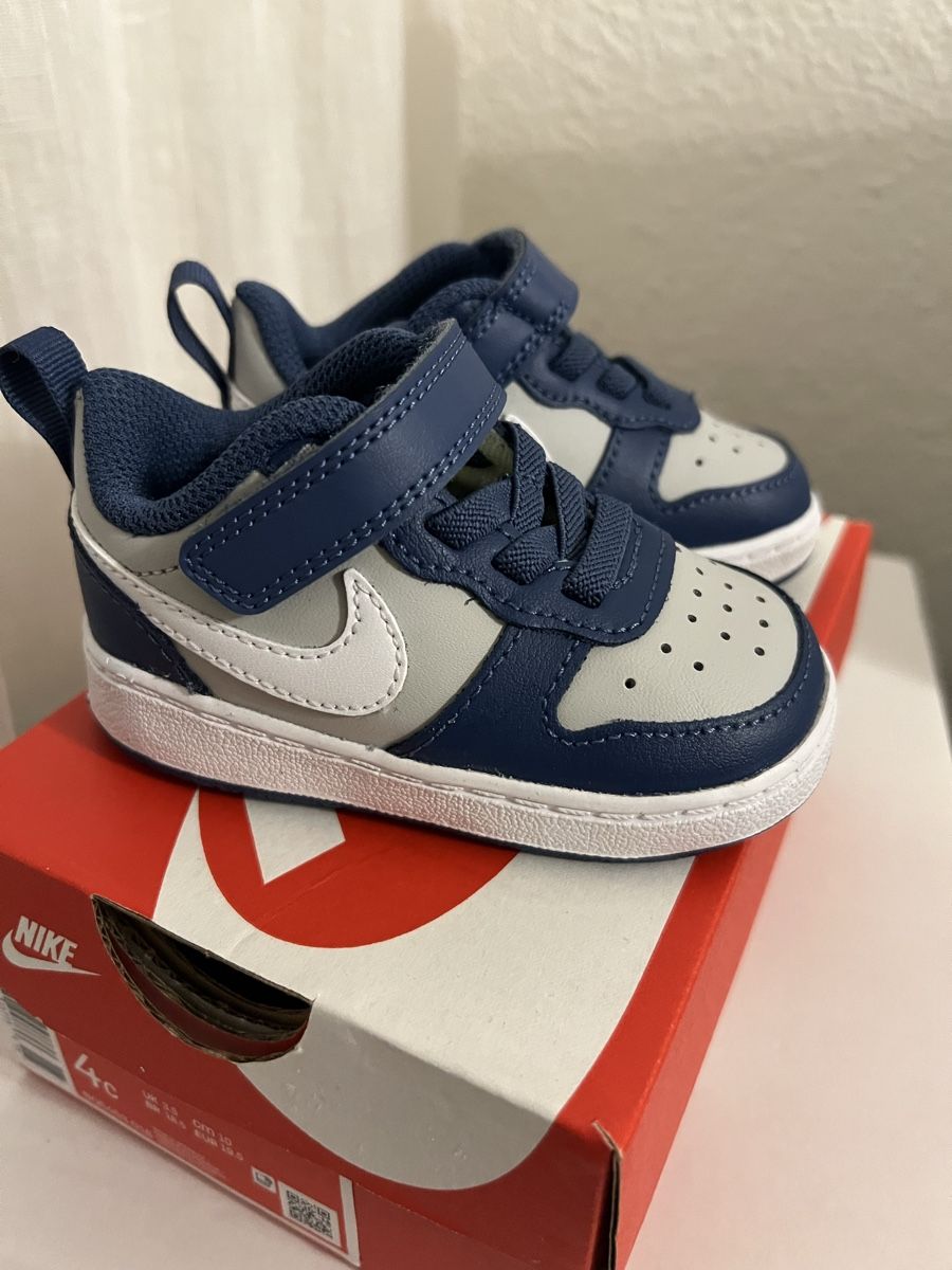 Nike Scarpe per ragazzi: Nike Schuhe Gr. 19,5 - Neu! – Nuovo e nell'imballaggio originale da Toffen venduto da Vanessa_Germann 1