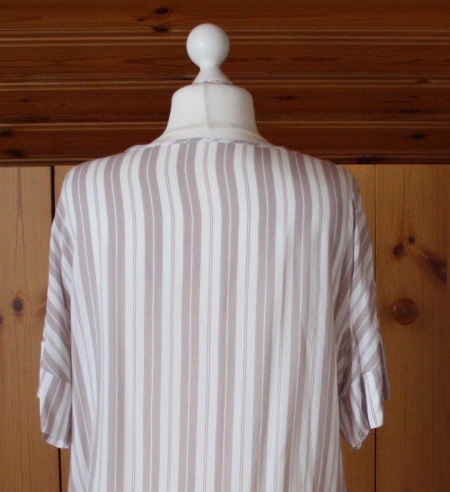 Camicette: Bluse Kurzarm weiss - beige Gr. XL – Usato da Flüelen venduto da Diversicum-Curvy 8