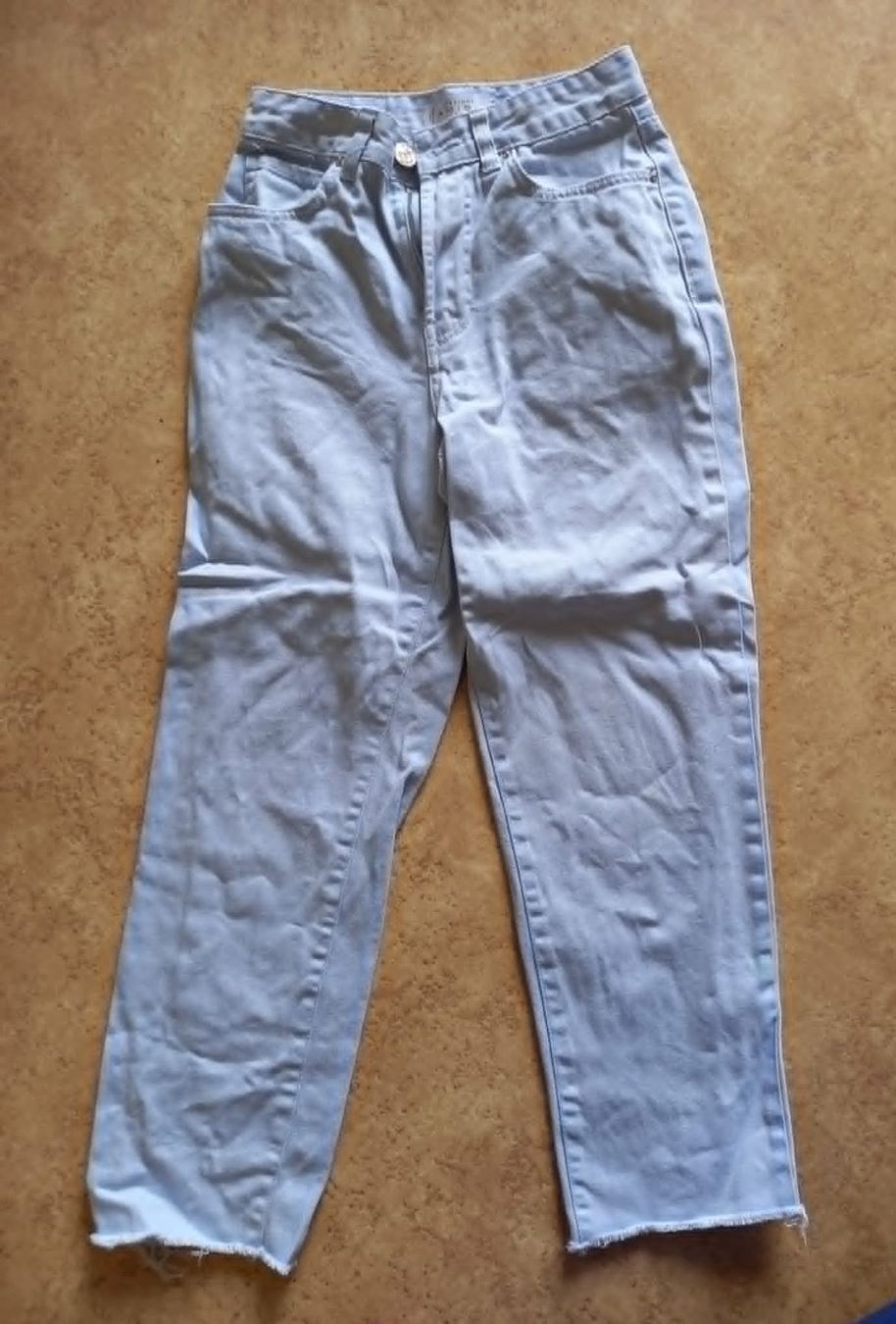 Jeans: Jeans Damen hellblau Grösse 34 – Usato da Möhlin venduto da dom_96nf