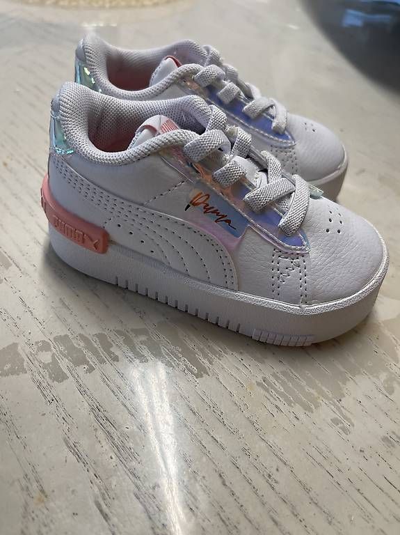 Puma Schuhe für Mädchen: Puma Trainers neu – Gebraucht aus Bern von Mikimik23 1