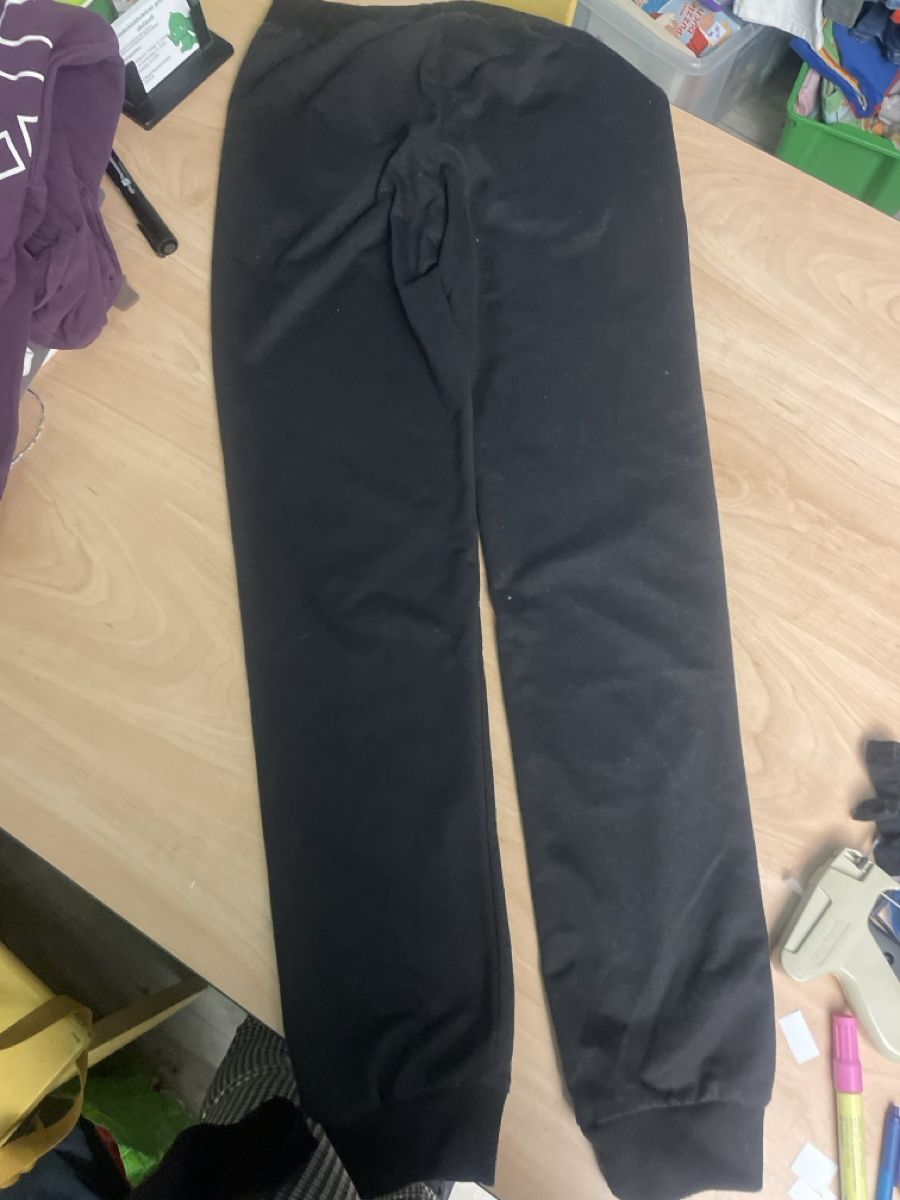 Hosen: Schwarze Trainerhose Gr. 16j. – Gebraucht aus Obergerlafingen von cabo4 2