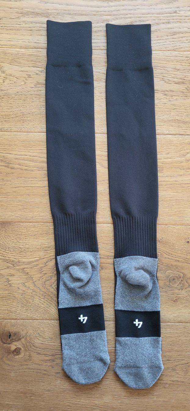 Puma Calze: Fussball Knie Socken Gr.43-45 – Nuovo (secondo la descrizione) da Büsserach venduto da namib68 1